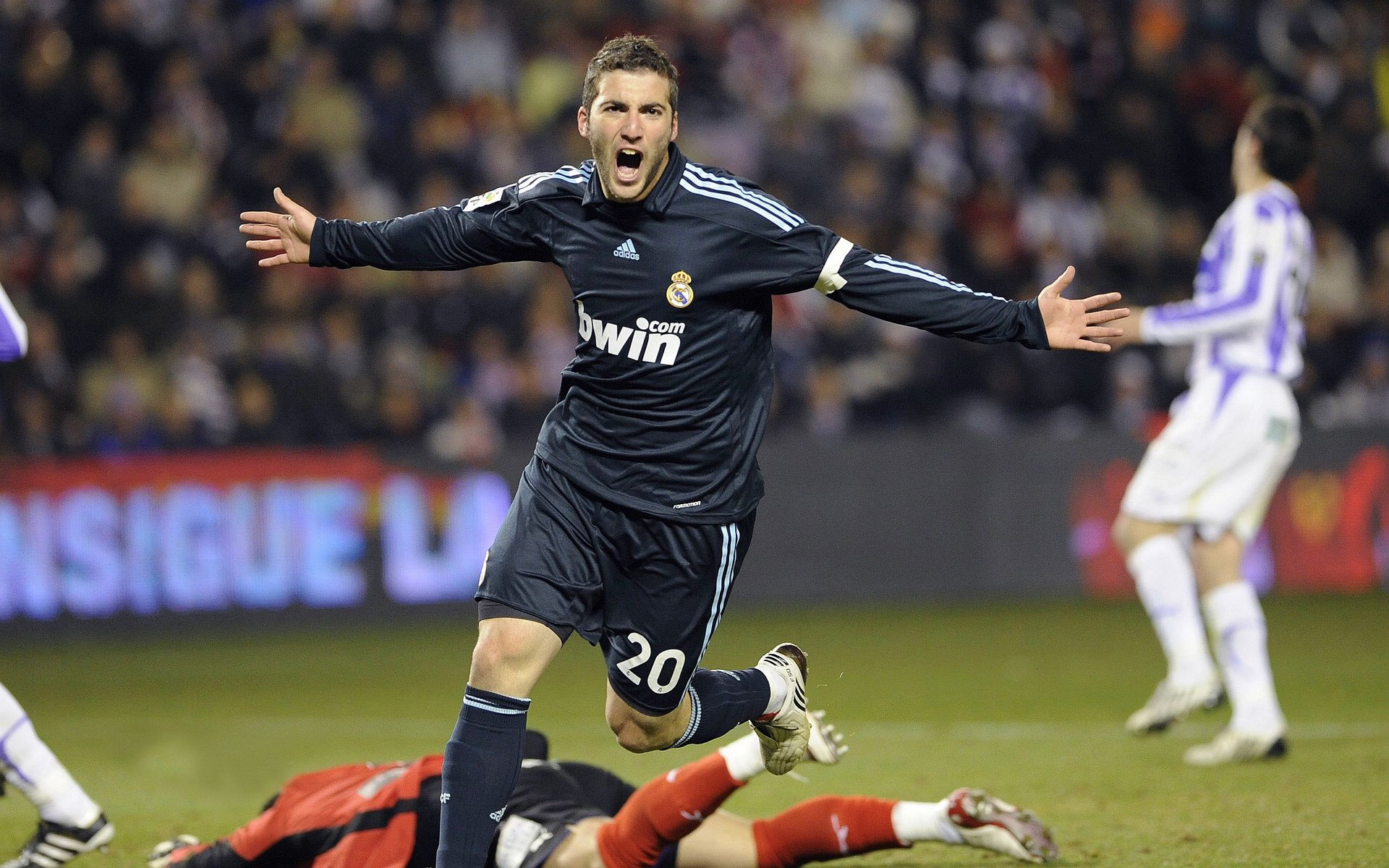 “战术布置”——教你看懂车队的战略布局，车队组织架构