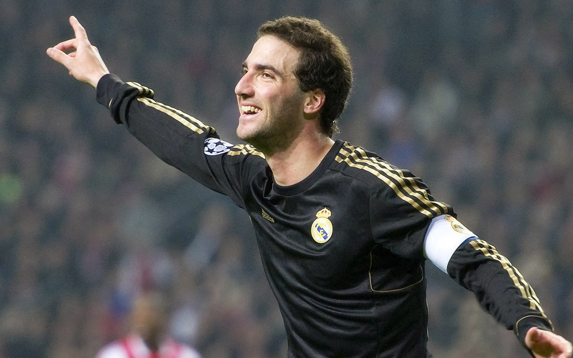 冬奥足球黑马？伊朗连胜三场稳居小组第一，伊朗国奥队